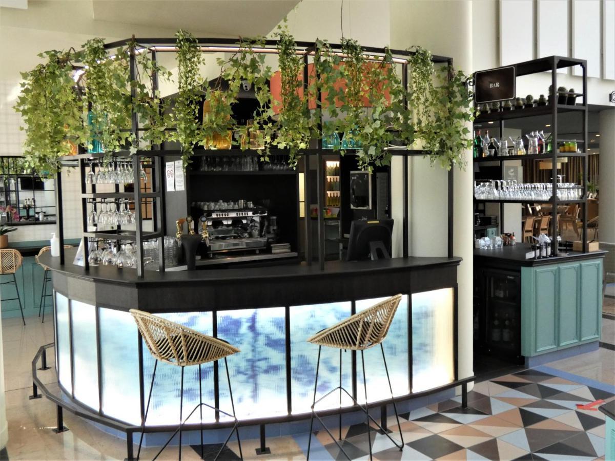 Ibis Styles Evry Courcouronnes Hotel And Events Exterior foto