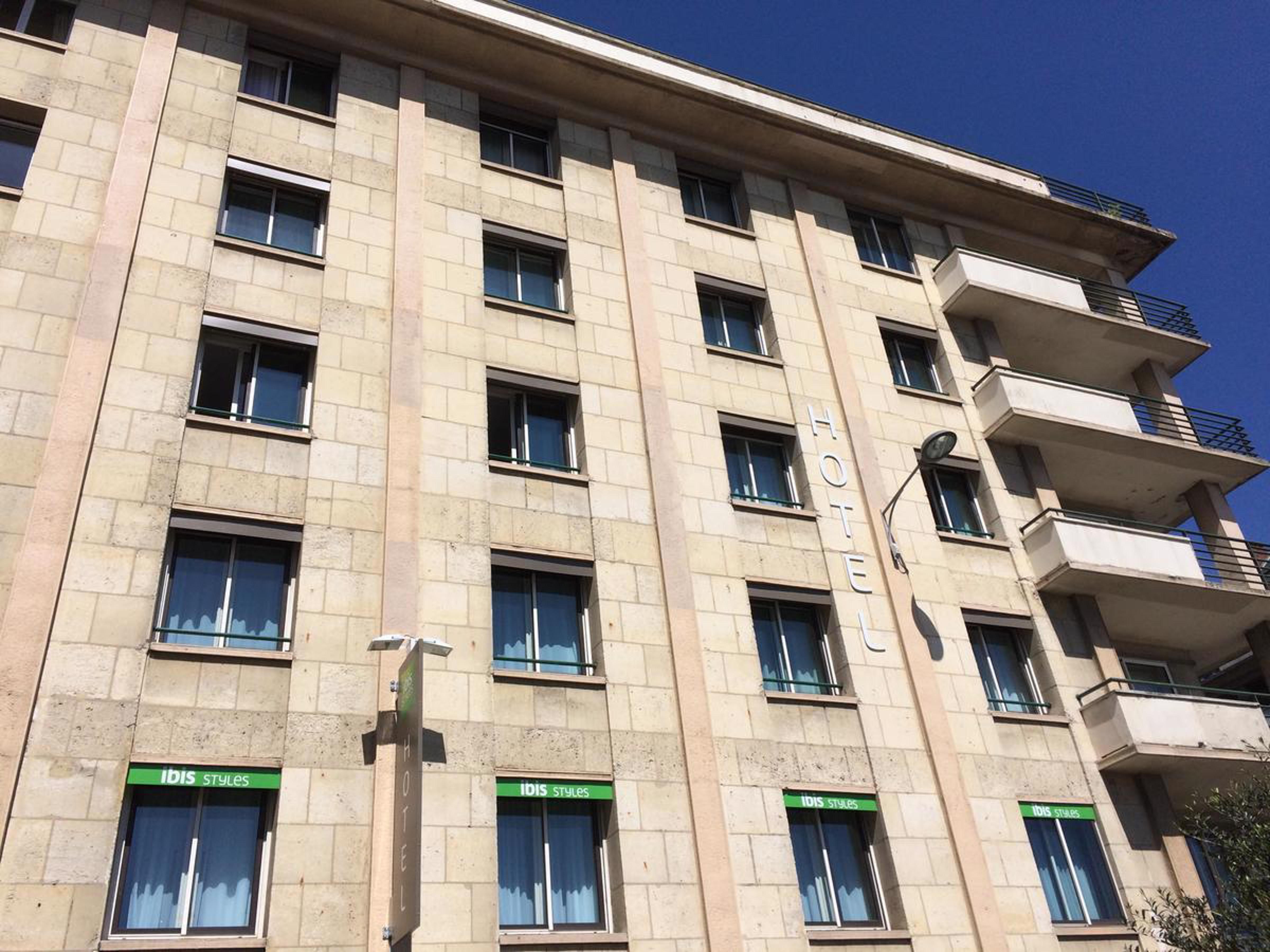 Ibis Styles Evry Courcouronnes Hotel And Events Exterior foto